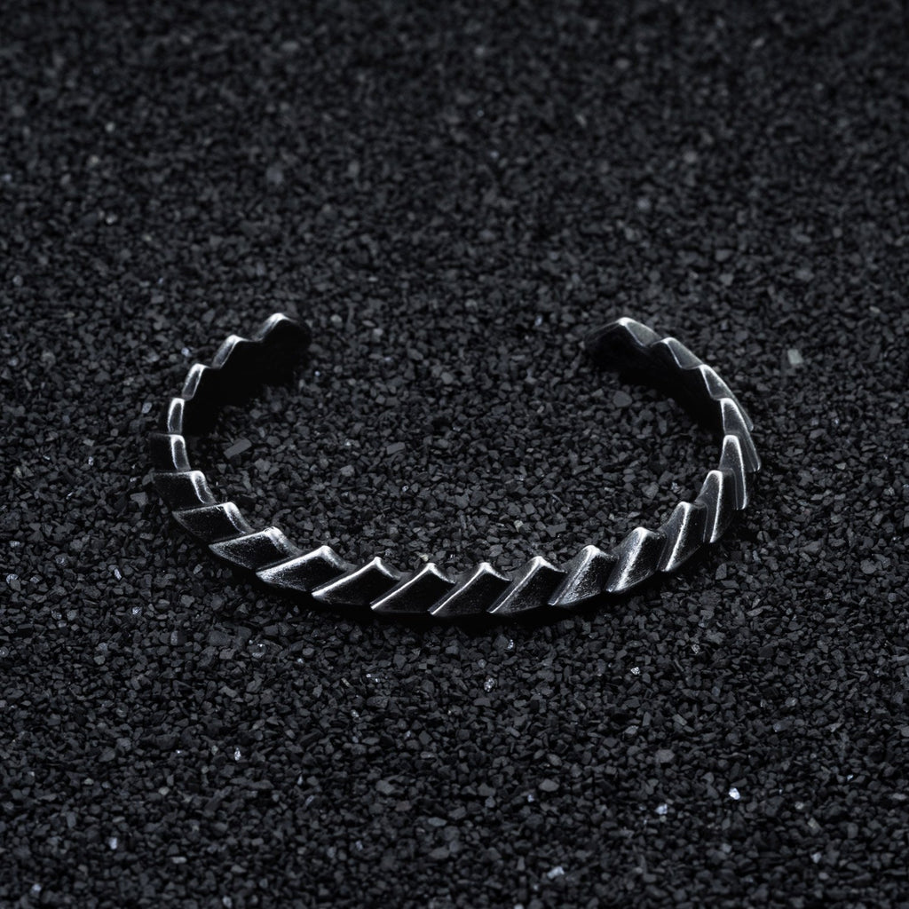 Molten Bracelet - Aged Black